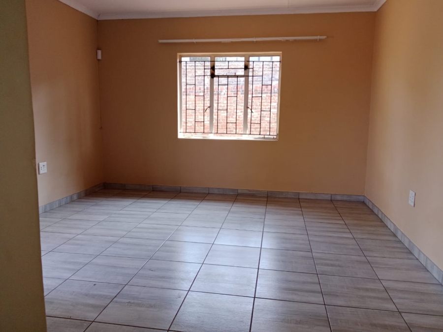 To Let 3 Bedroom Property for Rent in Kuruman Northern Cape